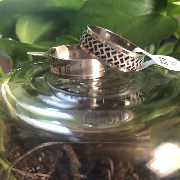 Silver Patterned Rings Set 2 pieces Size 11 New - Picture 3 of 6
